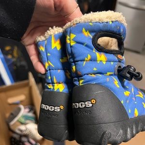 Toddler bogs size 5